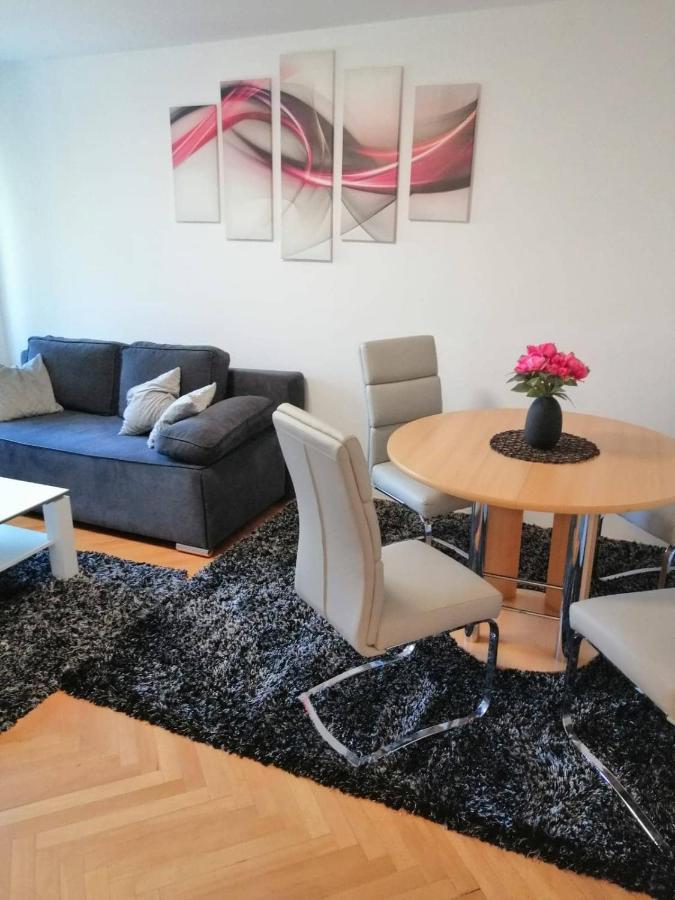 Apartman D&D*** Varazdin Luaran gambar